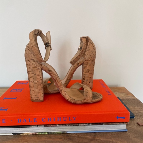 Schultz Enida Cork Block Heels - Picture 4 of 6